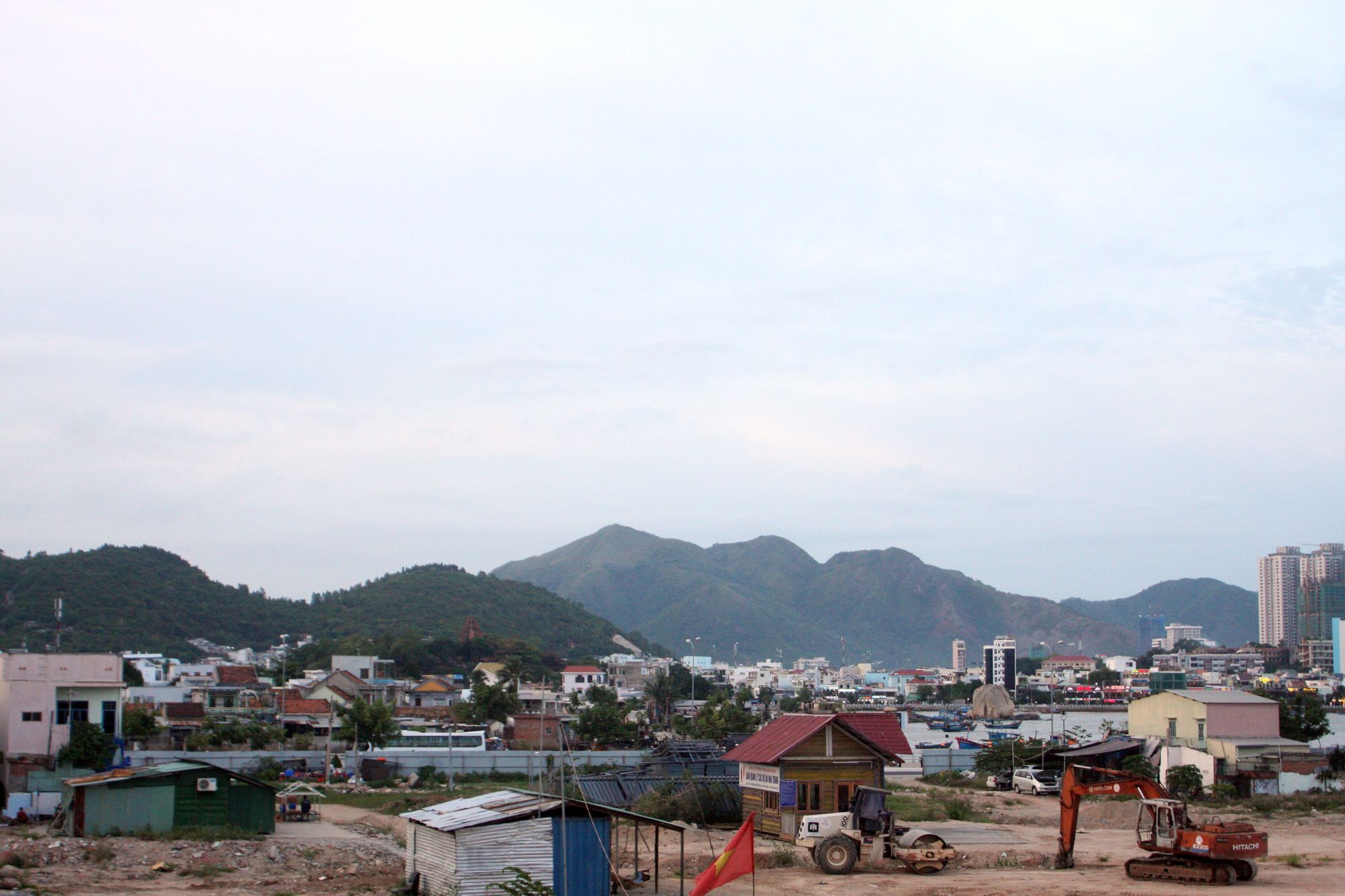 The Q Hostel Nha Trang Exterior foto